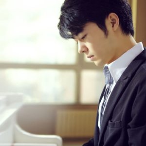 日本无遮挡真人祼交视频
